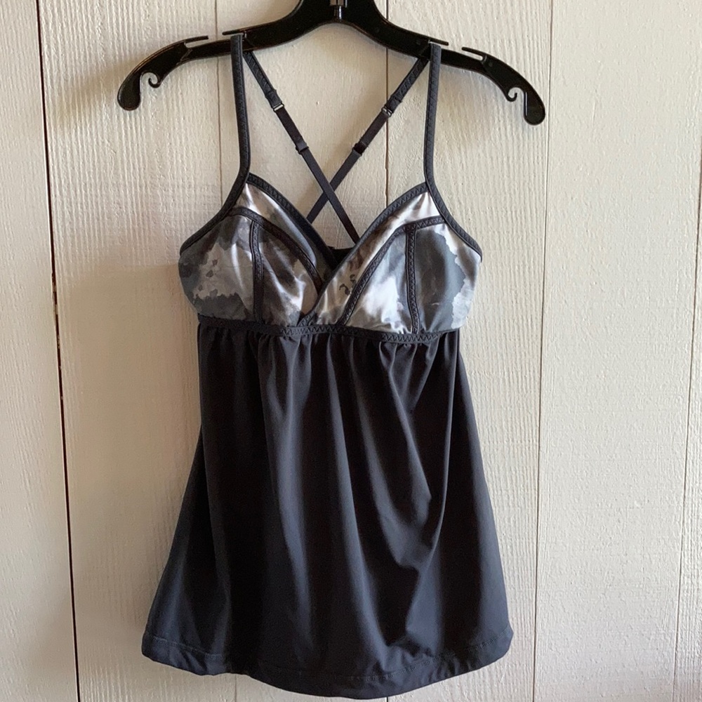 NWOT Lululemon Bra Tank Sz 6